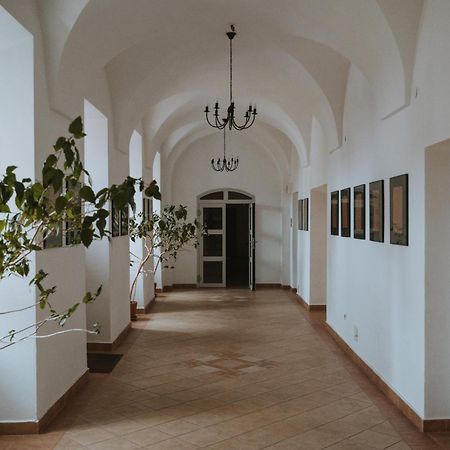 Pokoje Goscinne Domu Pielgrzyma W Supraslu Exteriér fotografie