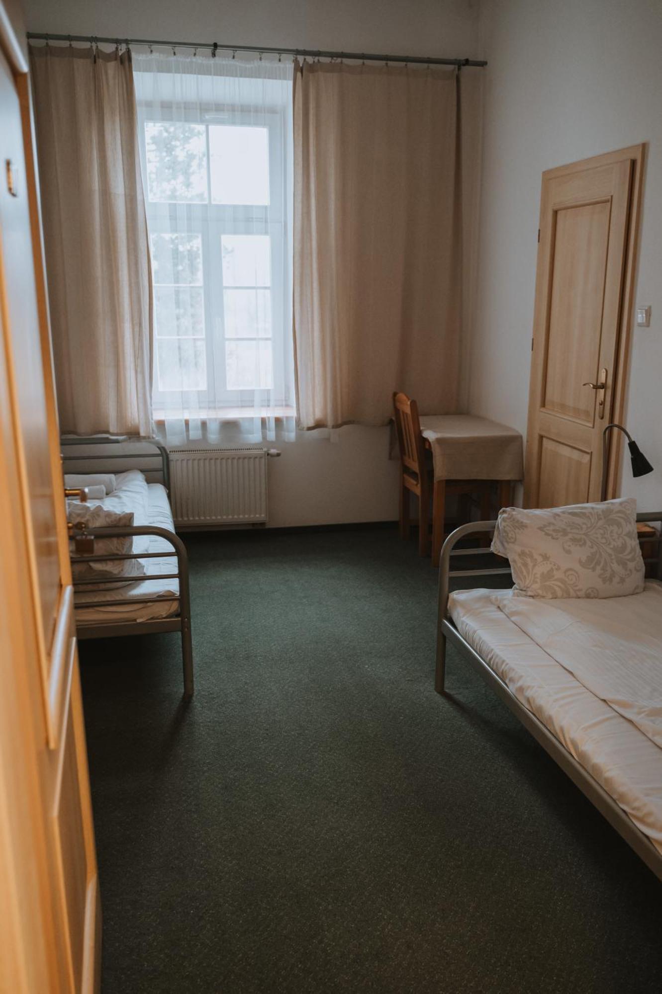Pokoje Goscinne Domu Pielgrzyma W Supraslu Exteriér fotografie